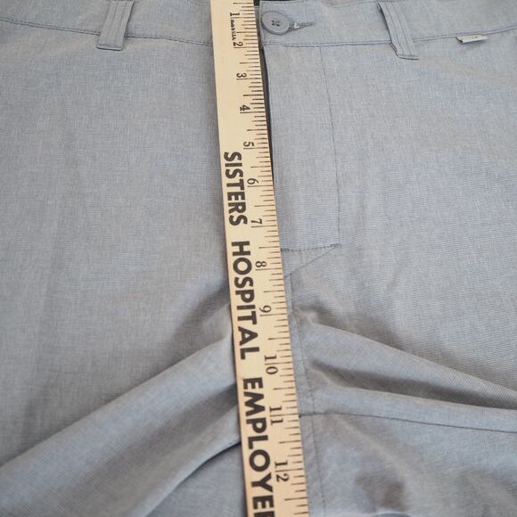 Travis Mathew Beck 9.5" Shorts Men's 36 Gray Performance Golf Stretch Casual - Picture 6 of 8
